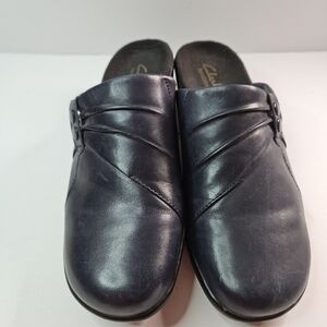 Clarks Easy Street Holly Studded Mules. Navy Blue. Size 7